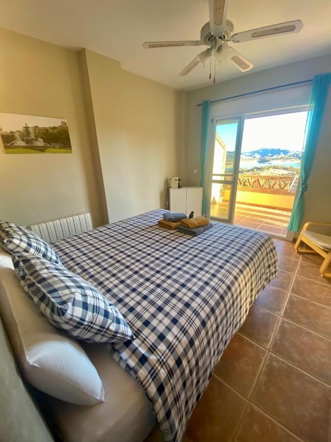 Casa Nuestro Sueno Bed & Breakfast Vinuela Exterior photo