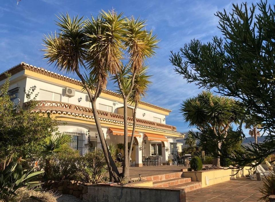 Casa Nuestro Sueno Bed & Breakfast Vinuela Exterior photo