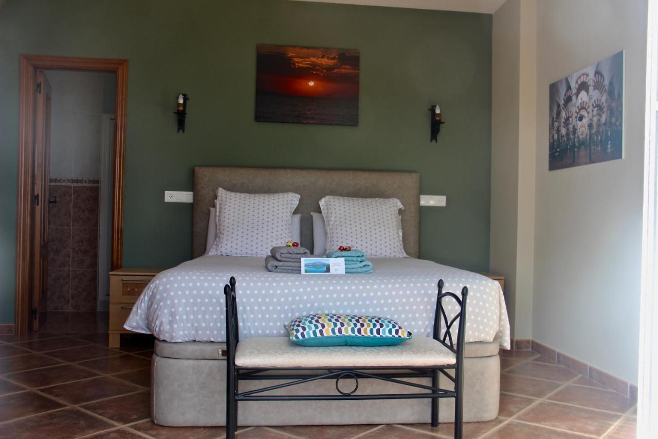 Casa Nuestro Sueno Bed & Breakfast Vinuela Exterior photo